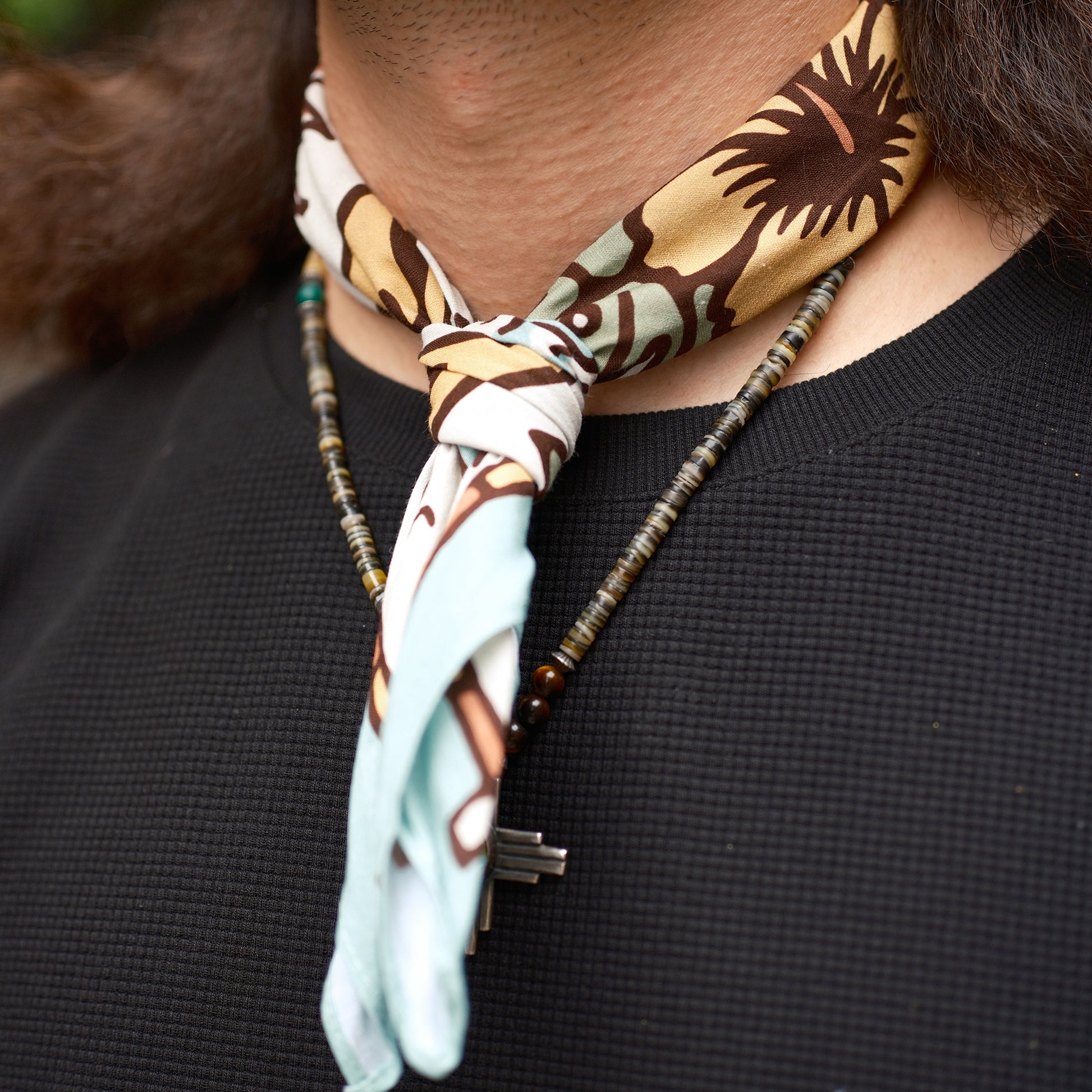 Tropical parrot Bandana