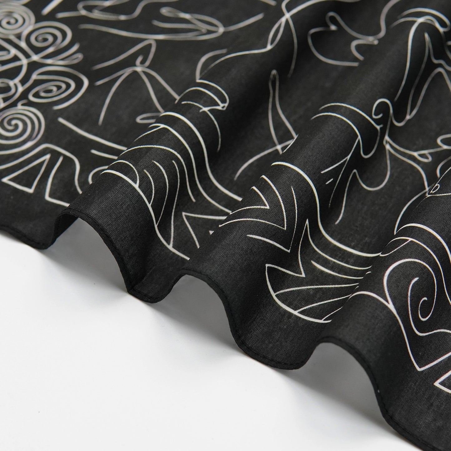 Line Print Bandana